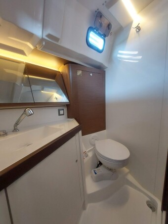 Joy's Grace bathroom